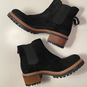 Bertucci Black Suede Leather Chunky Chelsea Ankle Boots (Size 41, W 9.5)